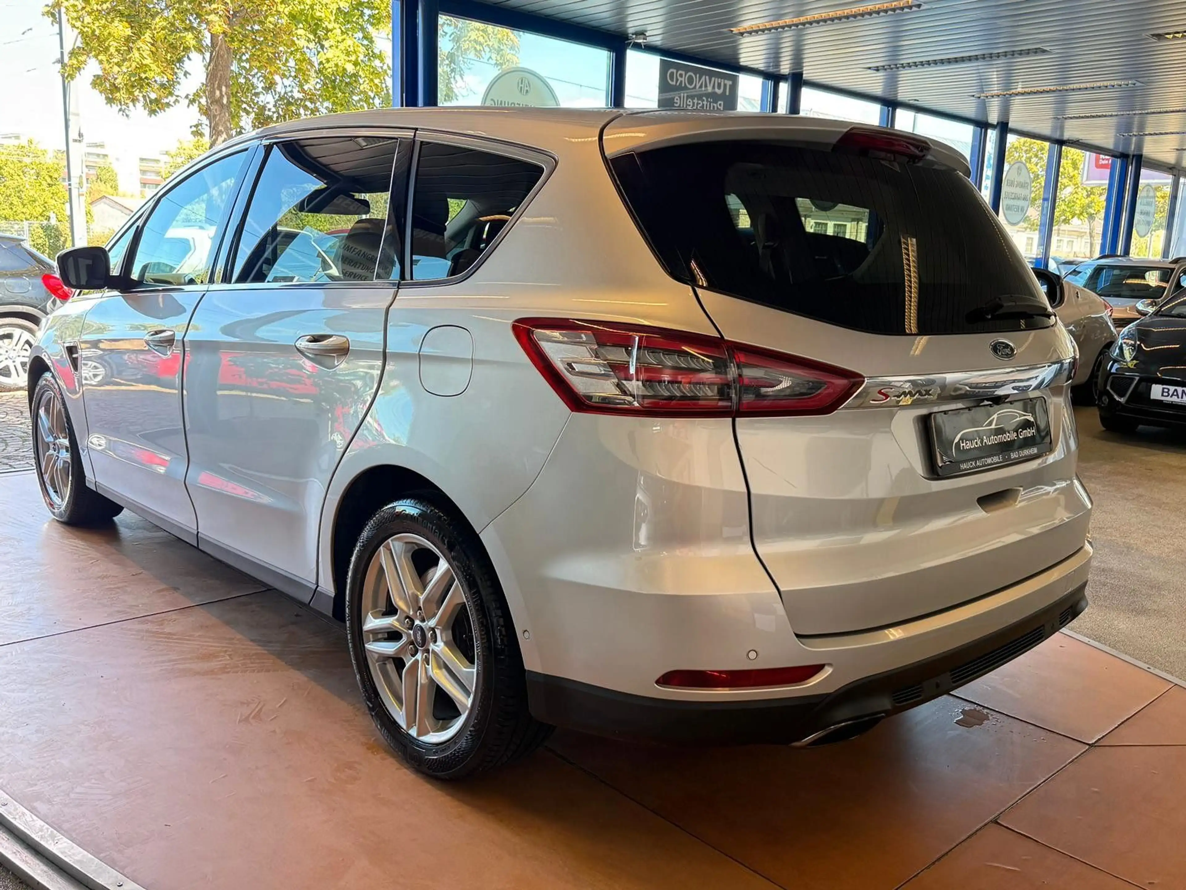 Ford S-Max S-MAX Titanium 7-Sitzer / Autom. / Navi / R-Kam — photo 3
