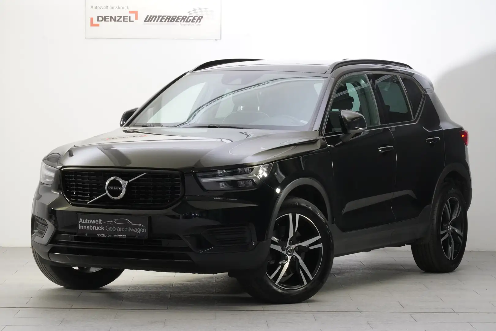 Volvo XC40 , EX40 XC40 T4 AWD R-Design Geartronic Zwart - 2