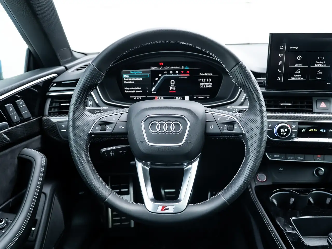 Audi S5 снимка Audi S5