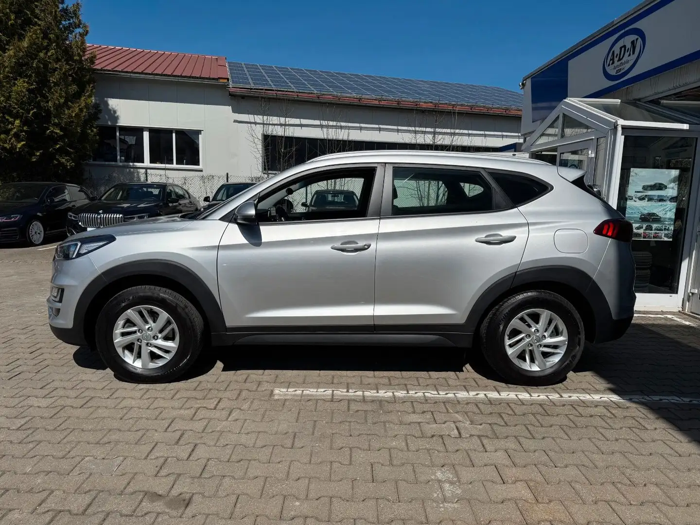 Hyundai TUCSON Trend 1.6 GDI *Navi*Kamera*8fach* Silber - 2