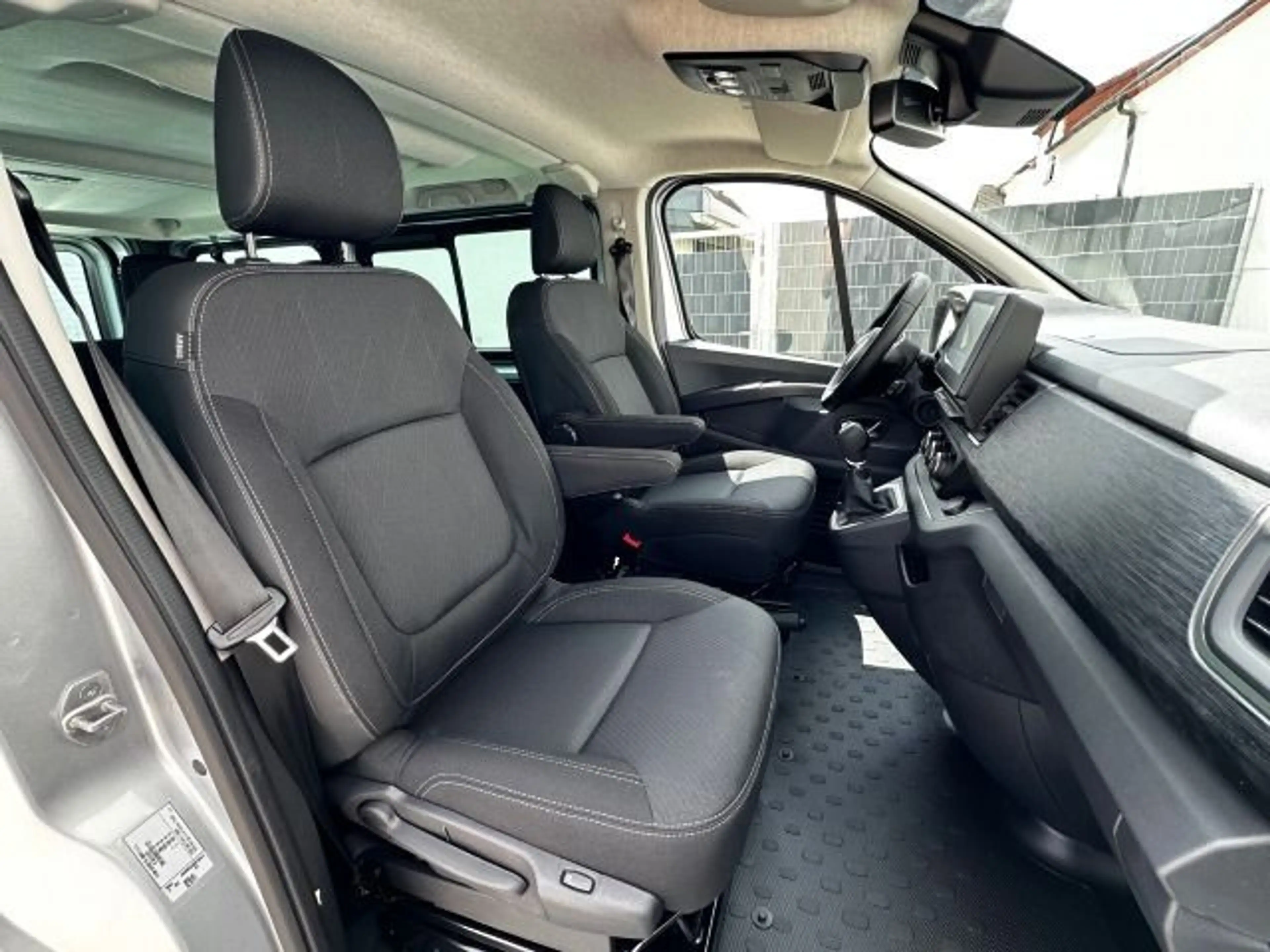Nissan Primastar Kombi L1H1 Tekna *AUTOMATIK*8-Sitzer* — photo 13