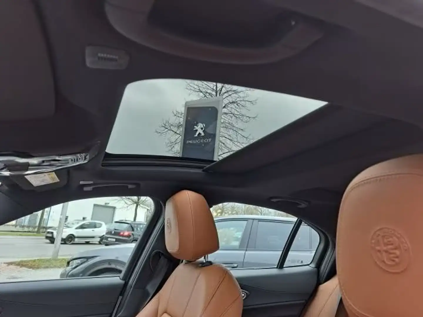 Alfa Romeo Giulia 2.2 t Ti Q4 210cv auto Bianco - 1