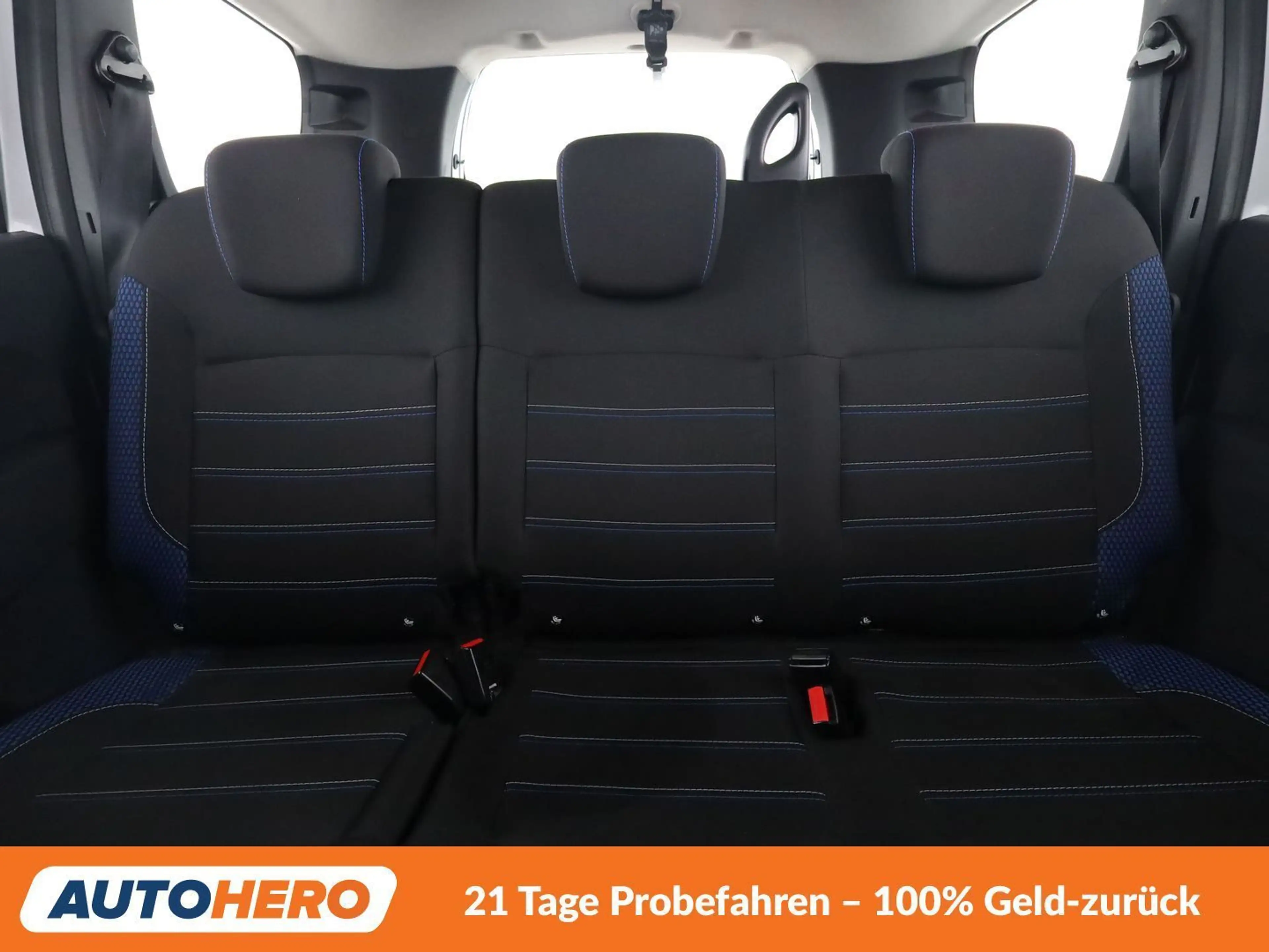 Dacia Lodgy 1.3 TCe Celebration — photo 15