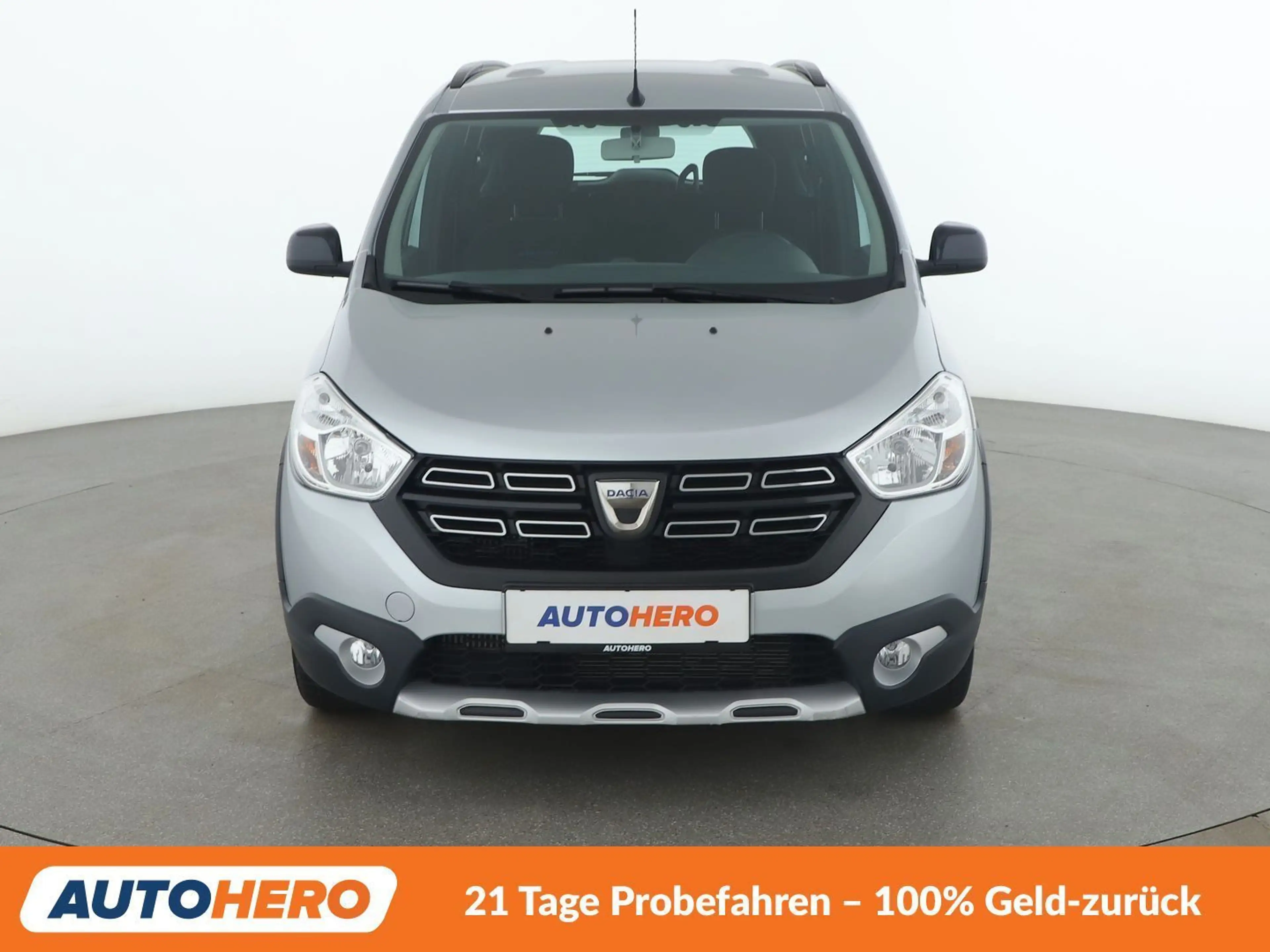 Dacia Lodgy 1.3 TCe Celebration — photo 9