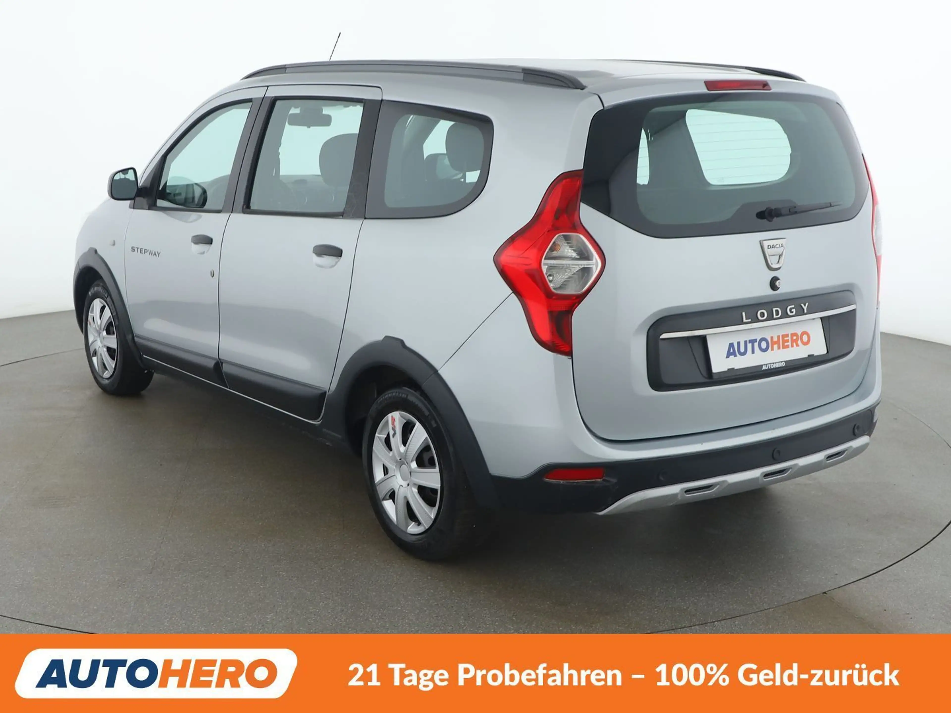 Dacia Lodgy 1.3 TCe Celebration — photo 4