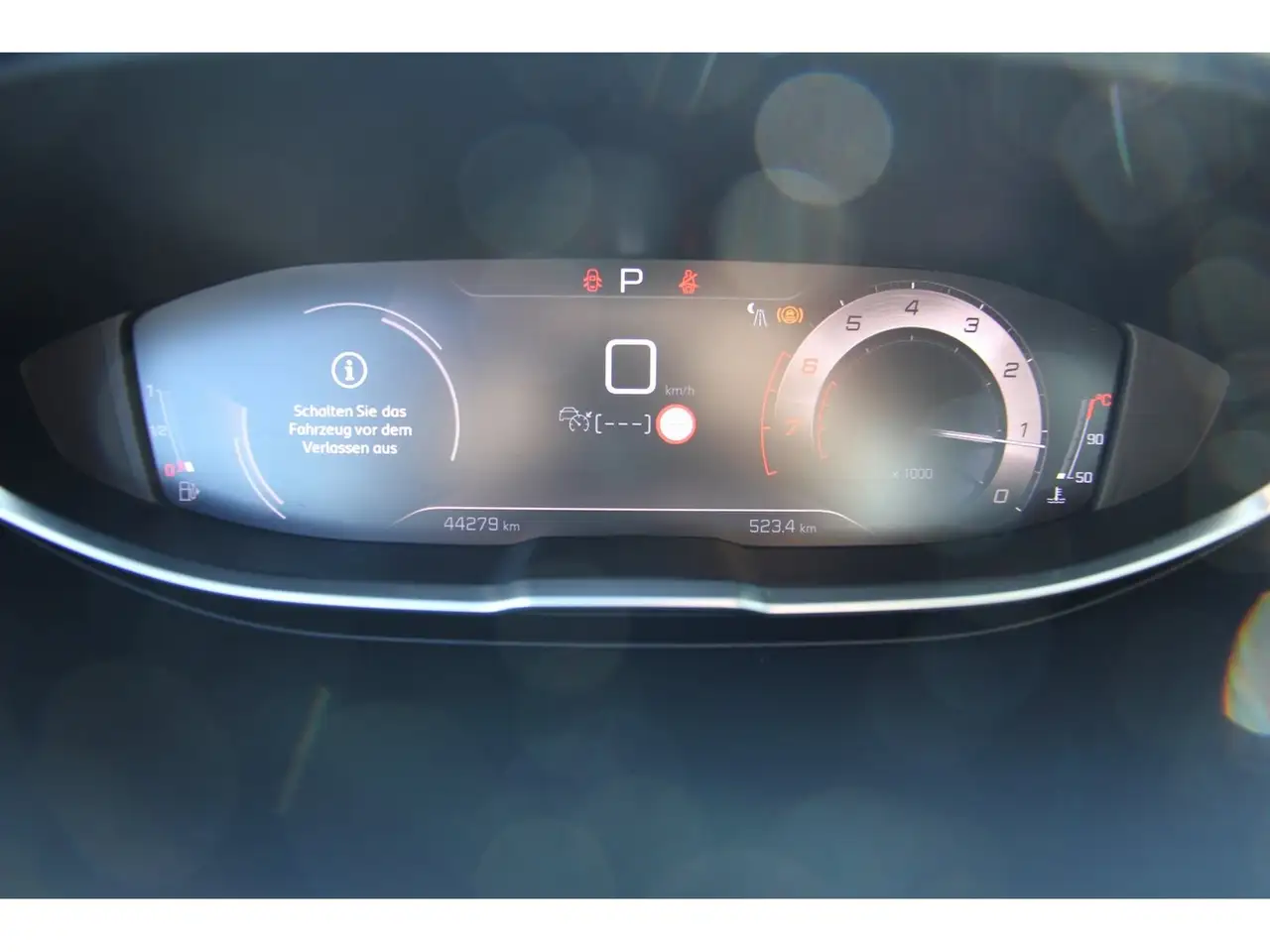 Peugeot 5008 GT PT 180 EAT8 7-S Carplay 360° LED Focal 23