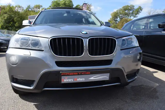 BMW X3 view 8
