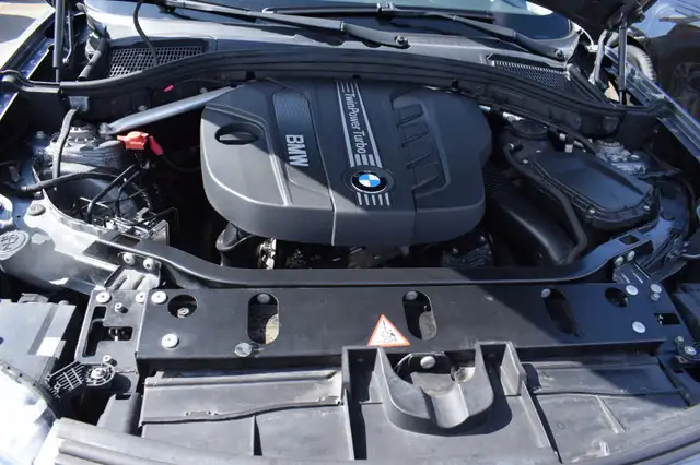 BMW X3 view 7
