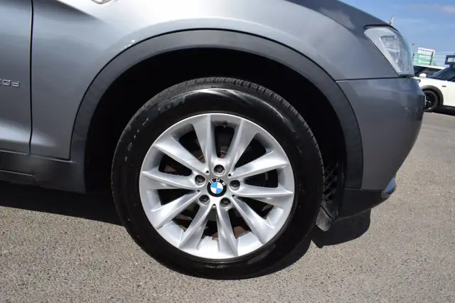 BMW X3 view 6
