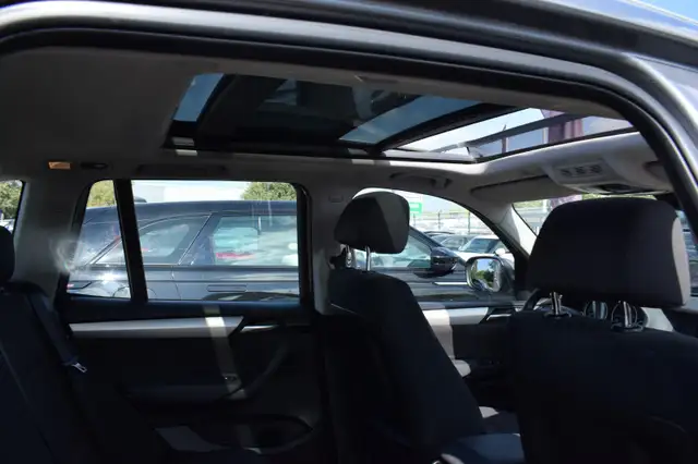 BMW X3 view 4