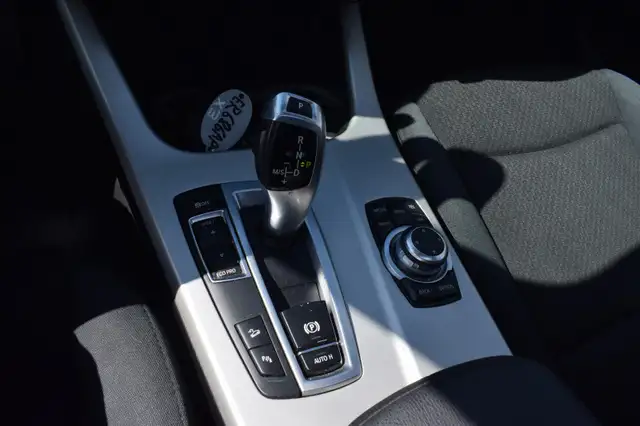 BMW X3 view 10