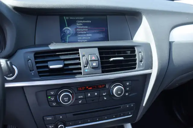 BMW X3 view 11