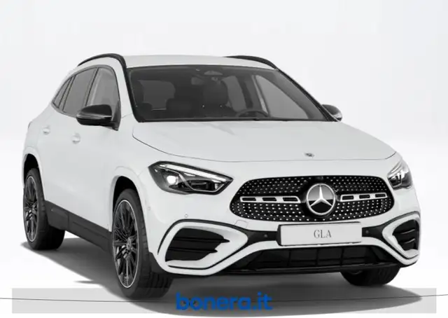 Mercedes-Benz Gla view 2