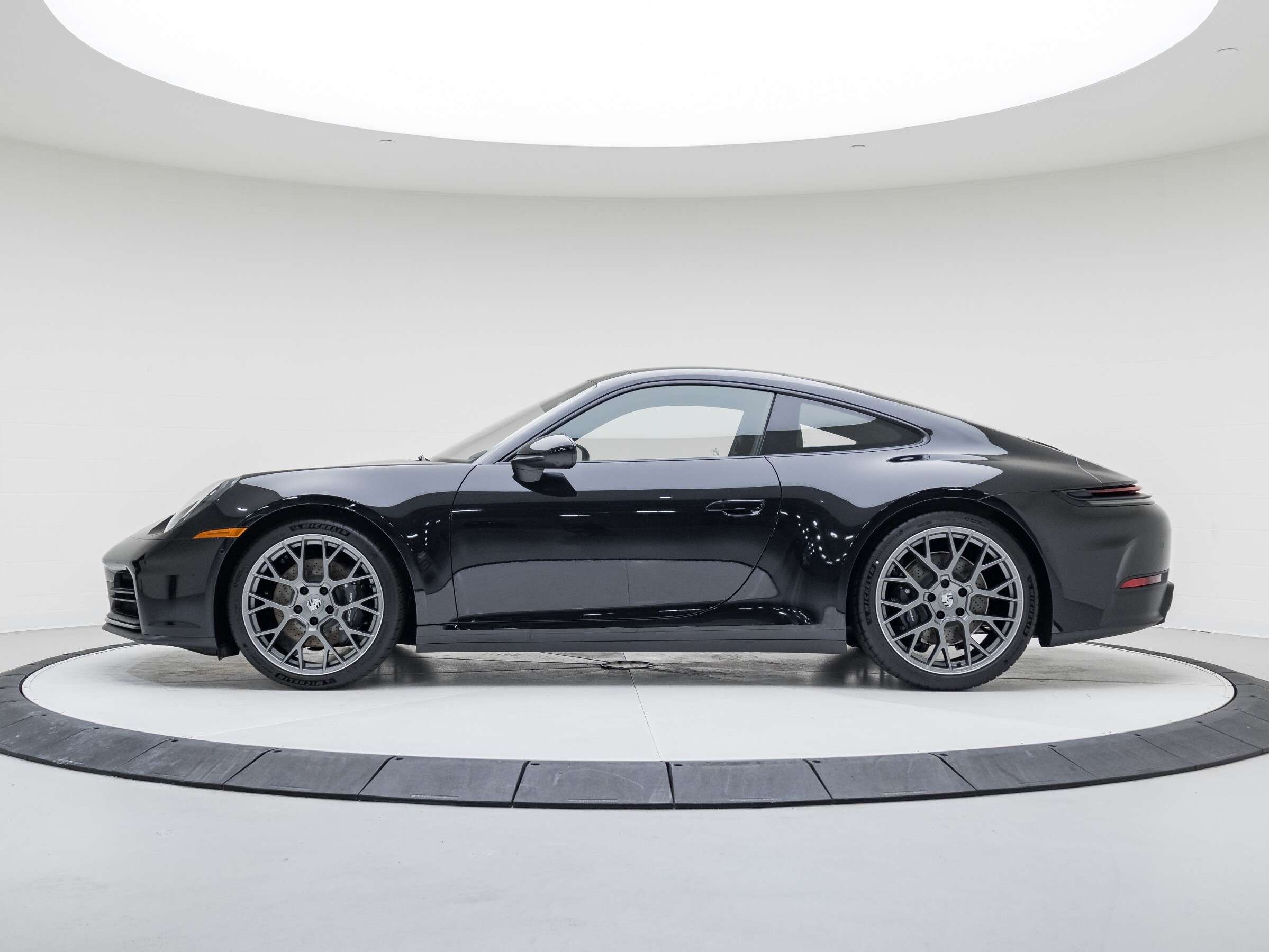 2026 Porsche 911 Carrera — снимка 1