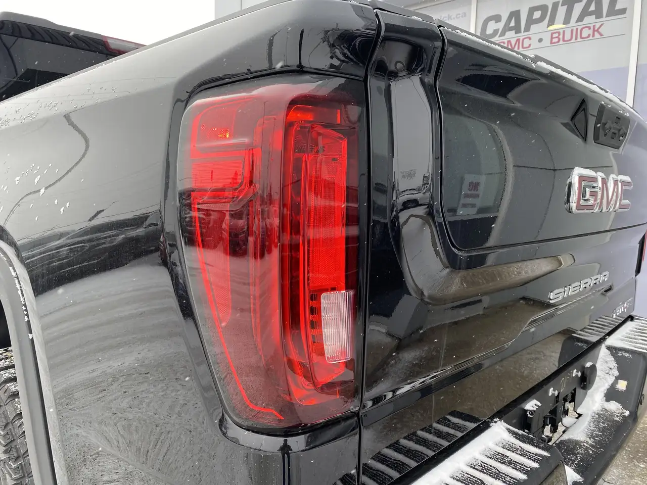 GMC Sierra 1500 снимка GMC Sierra 1500