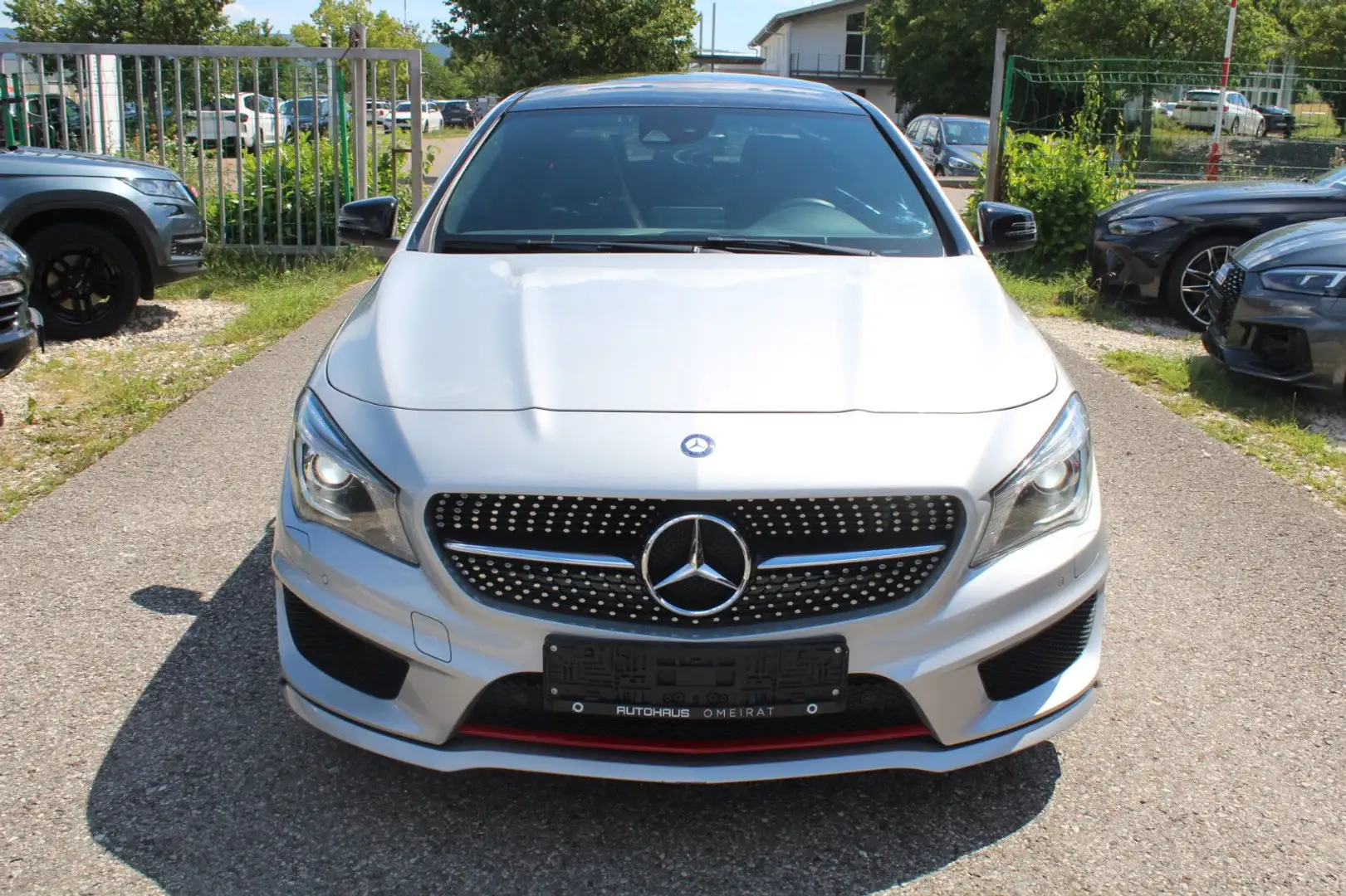 Mercedes-Benz CLA 250 Sport AMG-Line/Panorama/R-Kamera/Navi/ Argent - 2