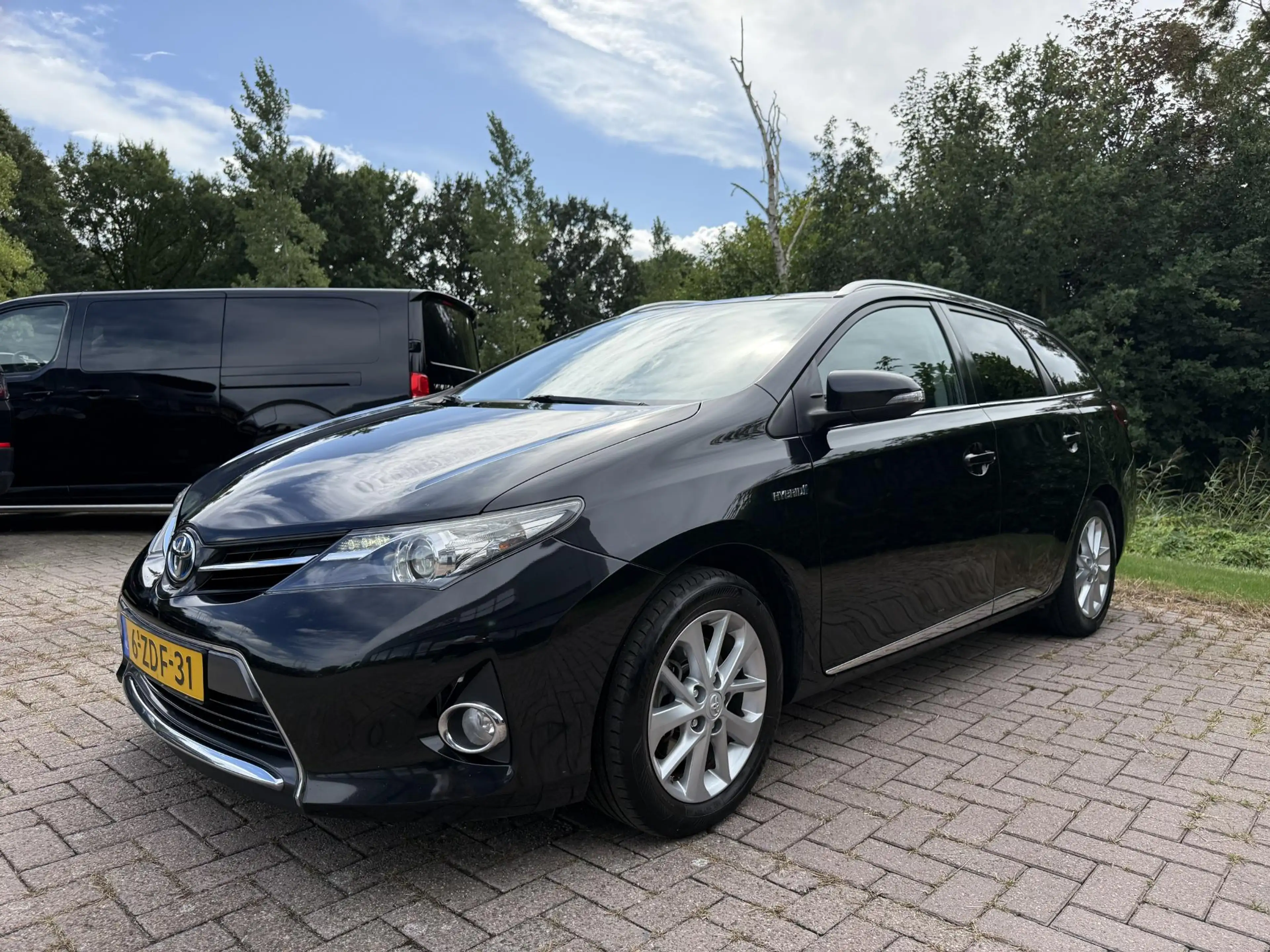 Toyota Auris Touring Sports 1.8 Hybrid Lease 136PK | Climate Co — photo 3