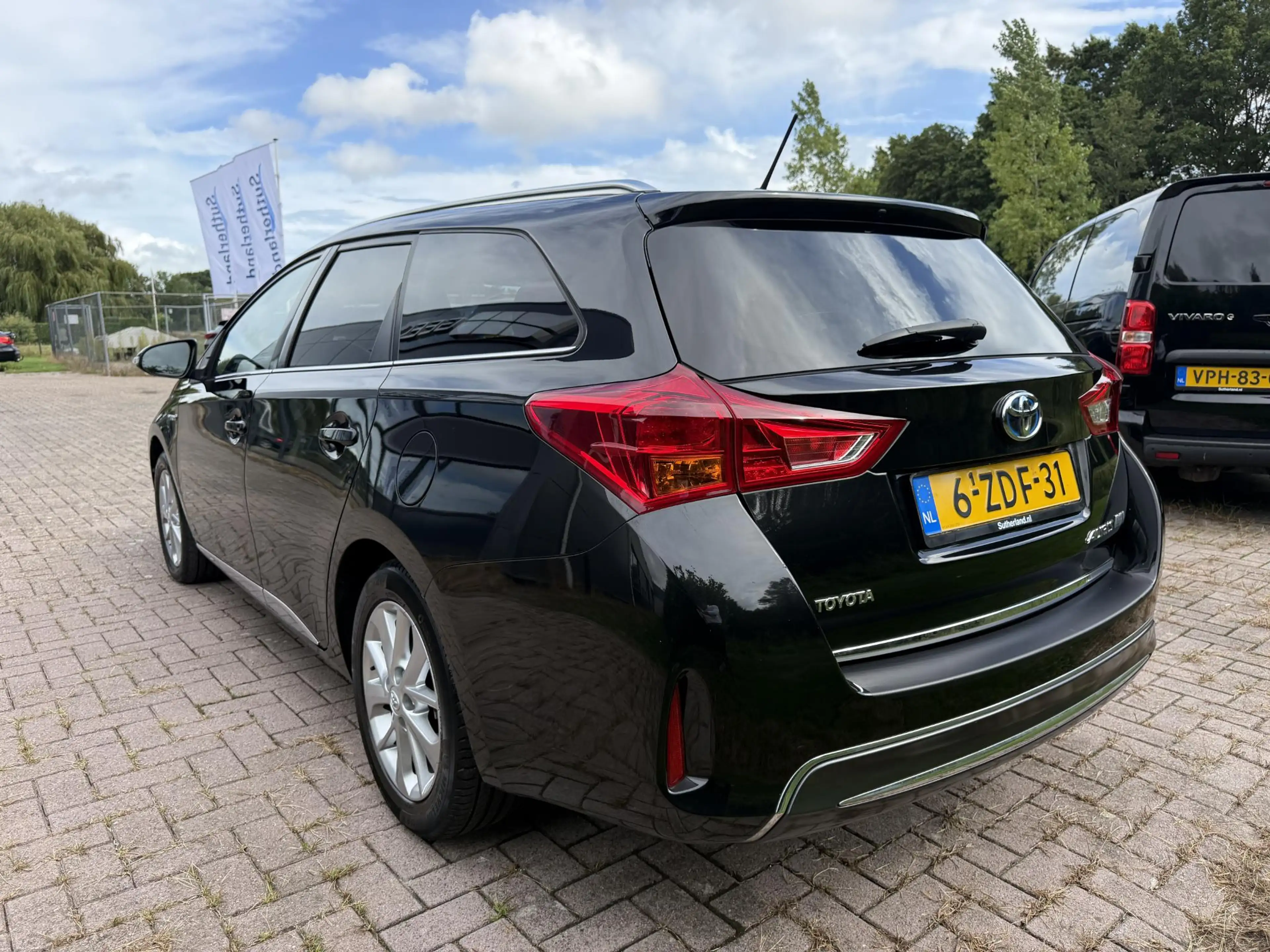 Toyota Auris Touring Sports 1.8 Hybrid Lease 136PK | Climate Co — photo 4
