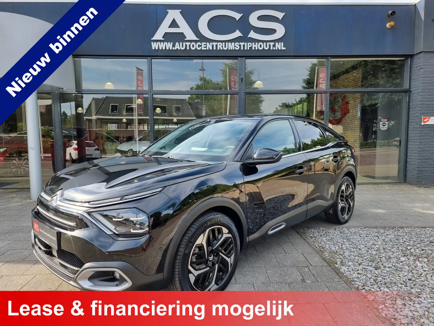 Citroen C4 1.2 Puretech Shine Schwarz - 1