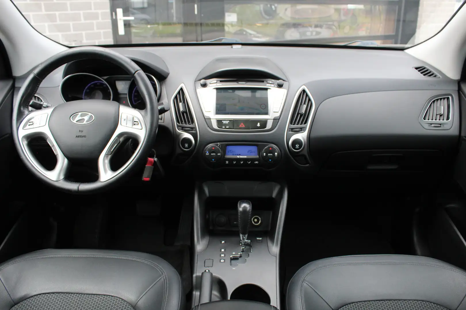 Hyundai iX35 2.0i Style / Automaat / Panoramadak / N.A.P. Grijs - 2