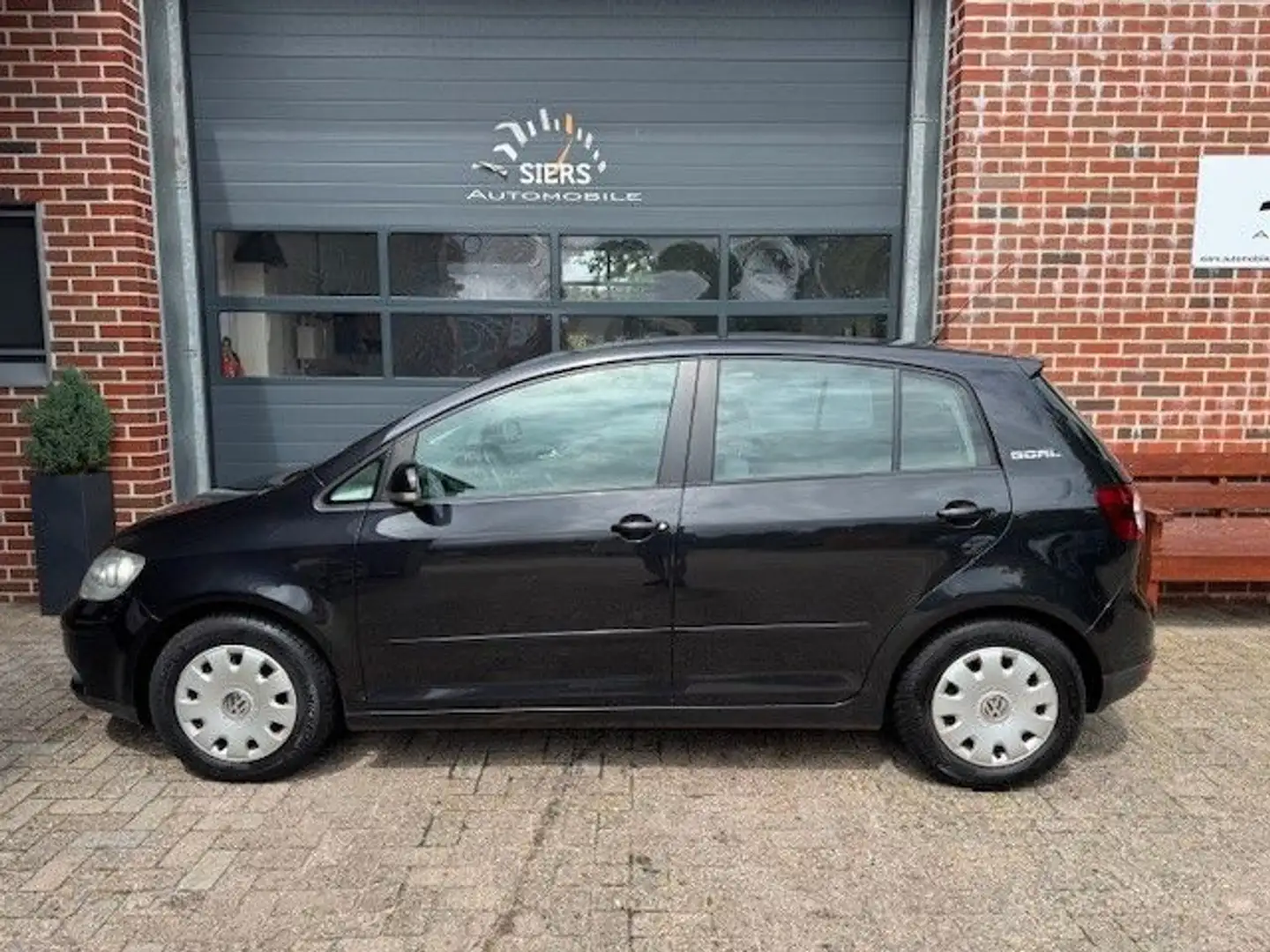 Volkswagen Golf Plus GOLF PLUS 1.4i KLIMA-AUTOM,TEMP,SITZHEIZUNG,GOAL Noir - 1