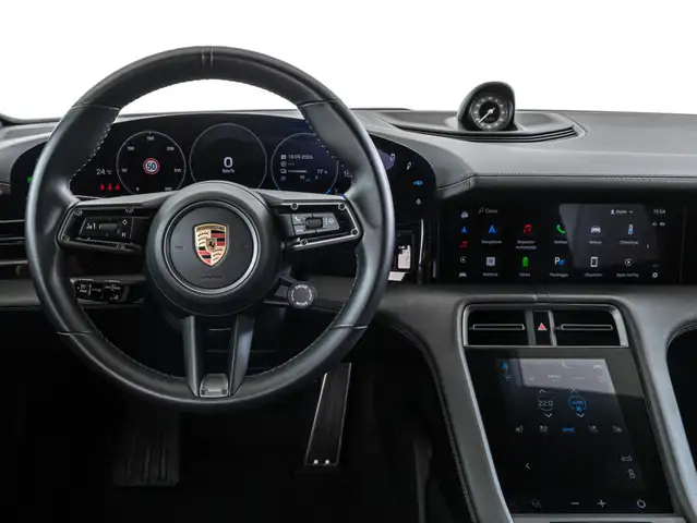 Porsche Taycan view 13