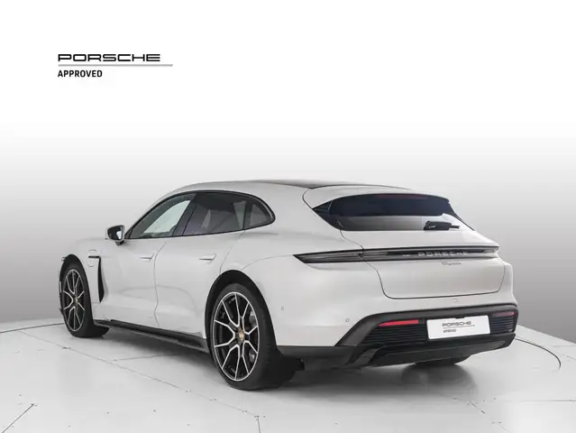 Porsche Taycan view 3