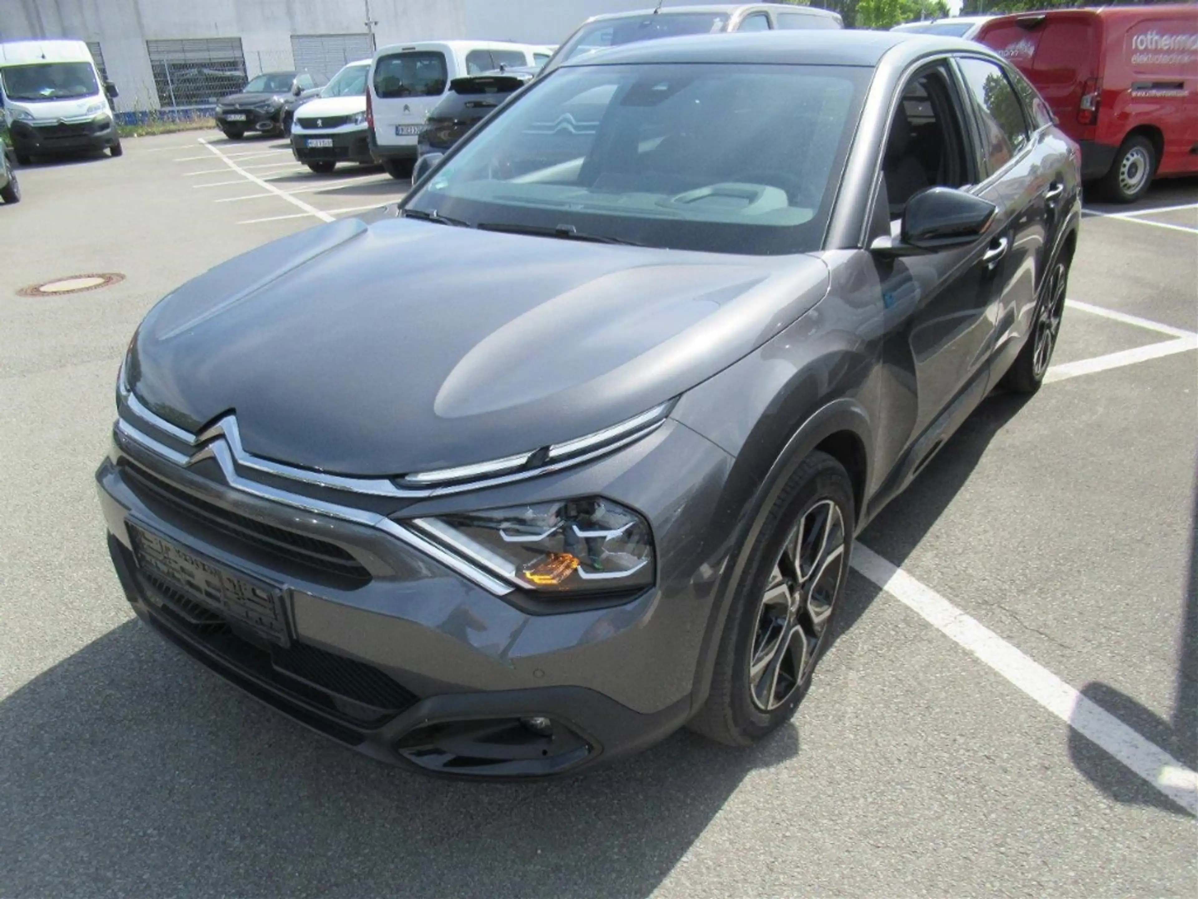 Citroen E-C4 Electric Shine 11kw Shz Navi Kamera PDC Schiebedach — photo 2