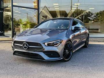 Mercedes-Benz CLA 180 d AMG Line/PANO/toit Ouvrant