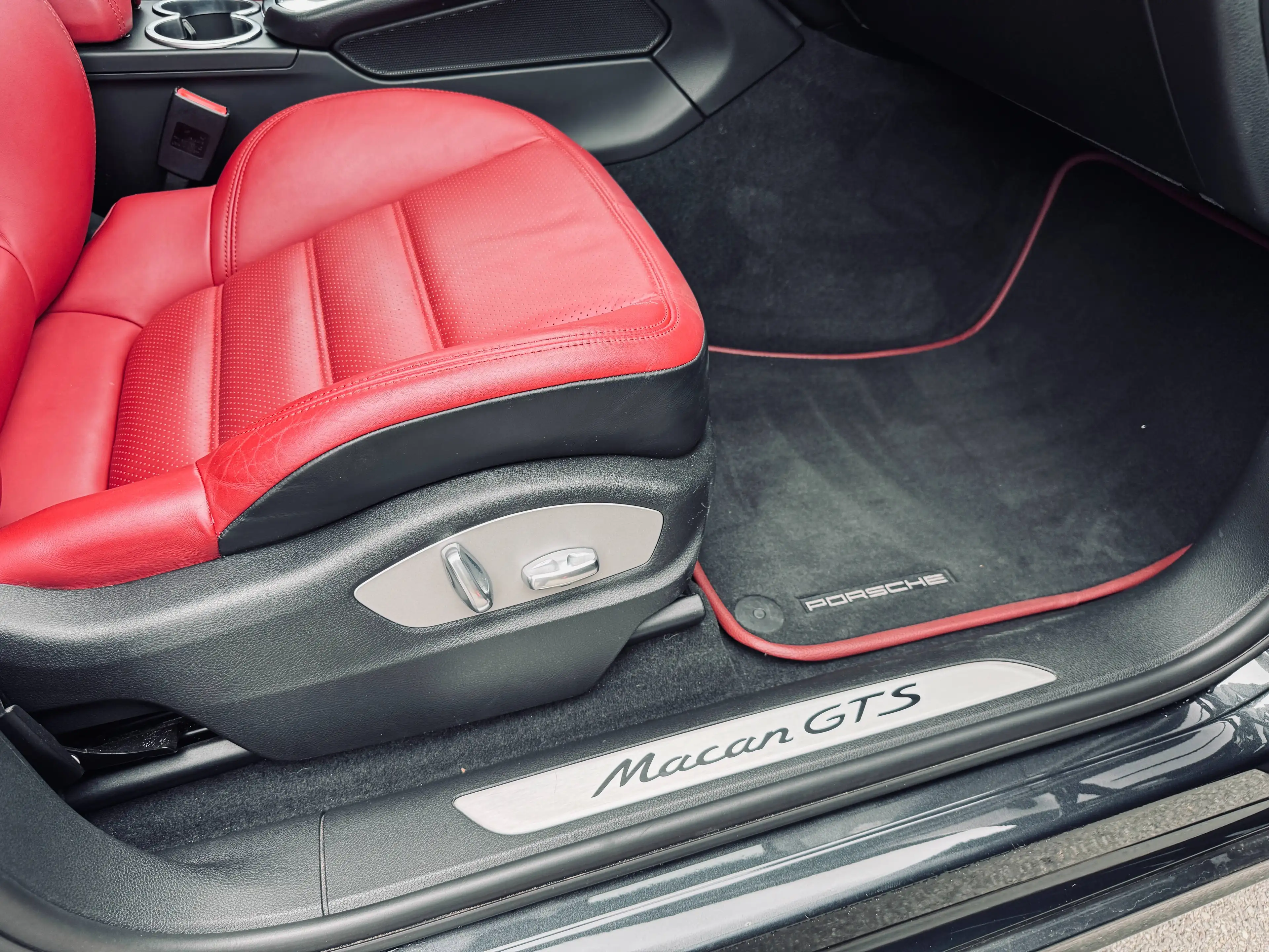 Porsche Macan Macan GTS 3.0 V6 Bi-Turbo Garantie Porsche Aproved — photo 13