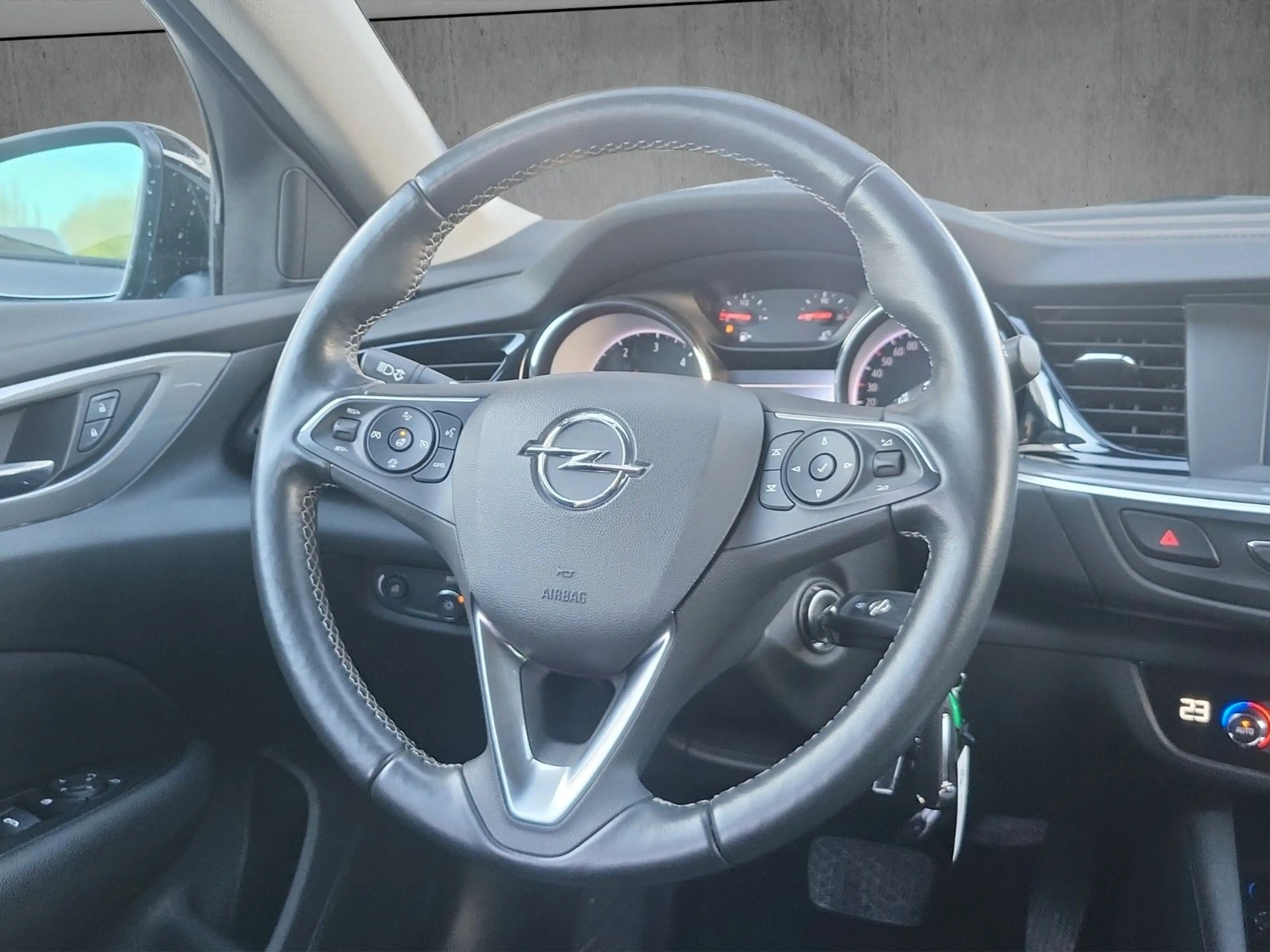 Opel Insignia B ST "Business Edition" 1-Hand/Voll-LED — photo 11