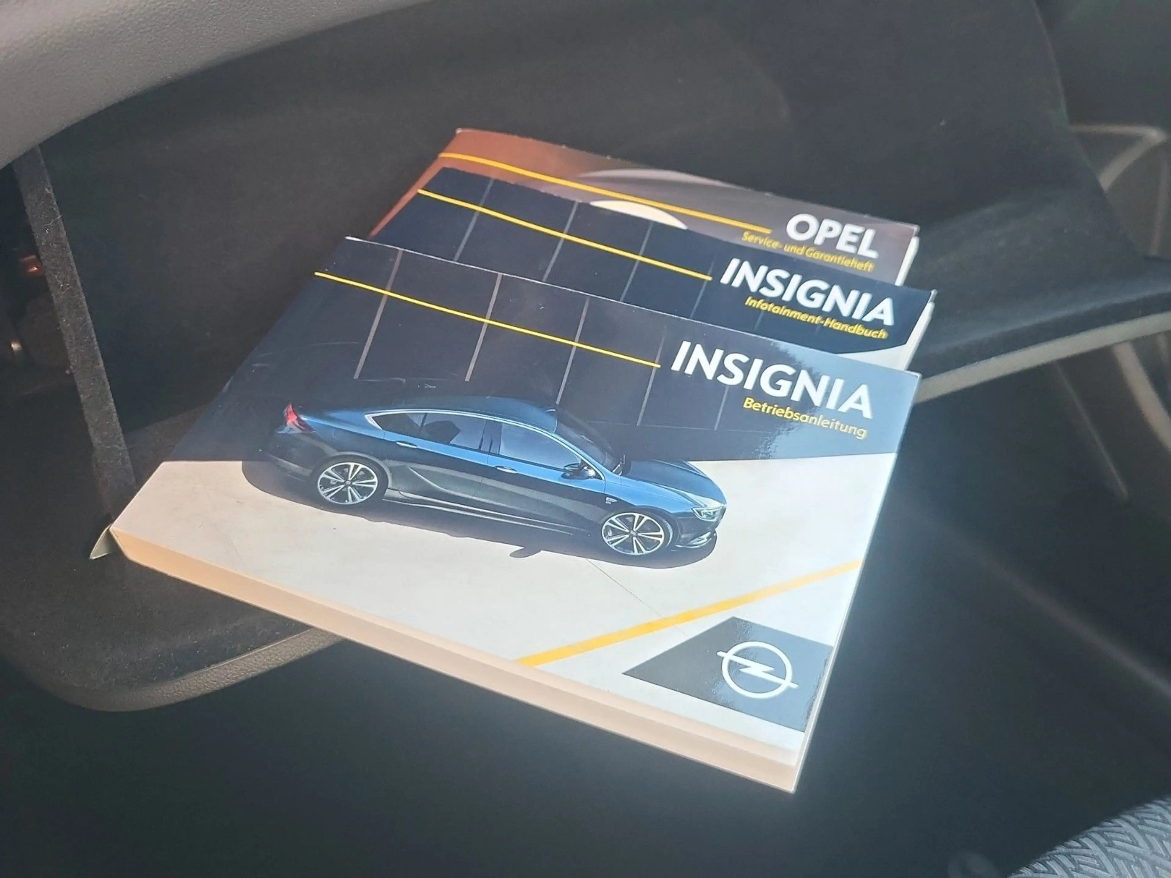 Opel Insignia B ST "Business Edition" 1-Hand/Voll-LED — photo 12