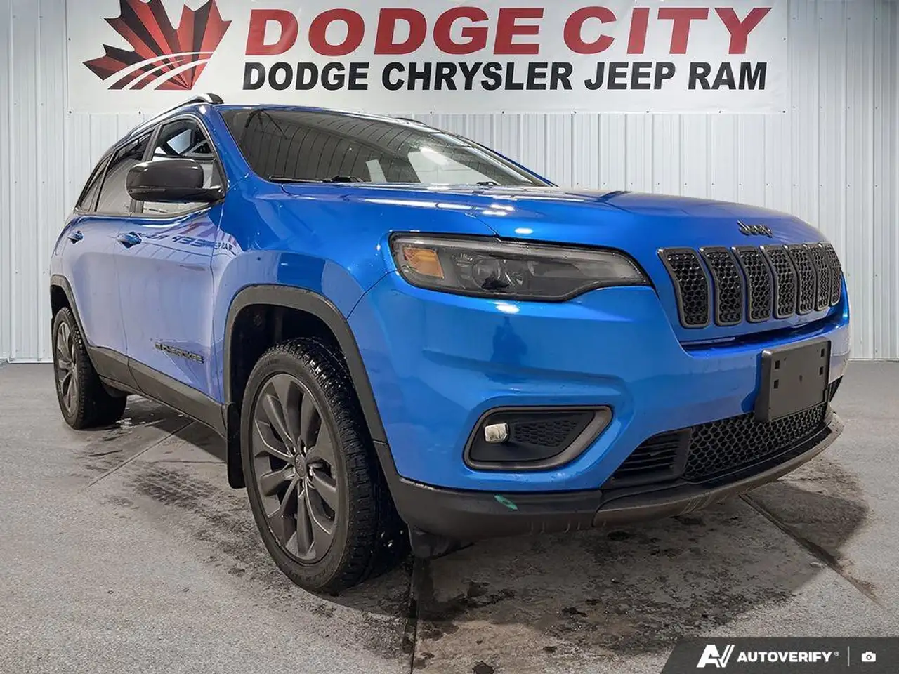 Jeep Cherokee снимка Jeep Cherokee