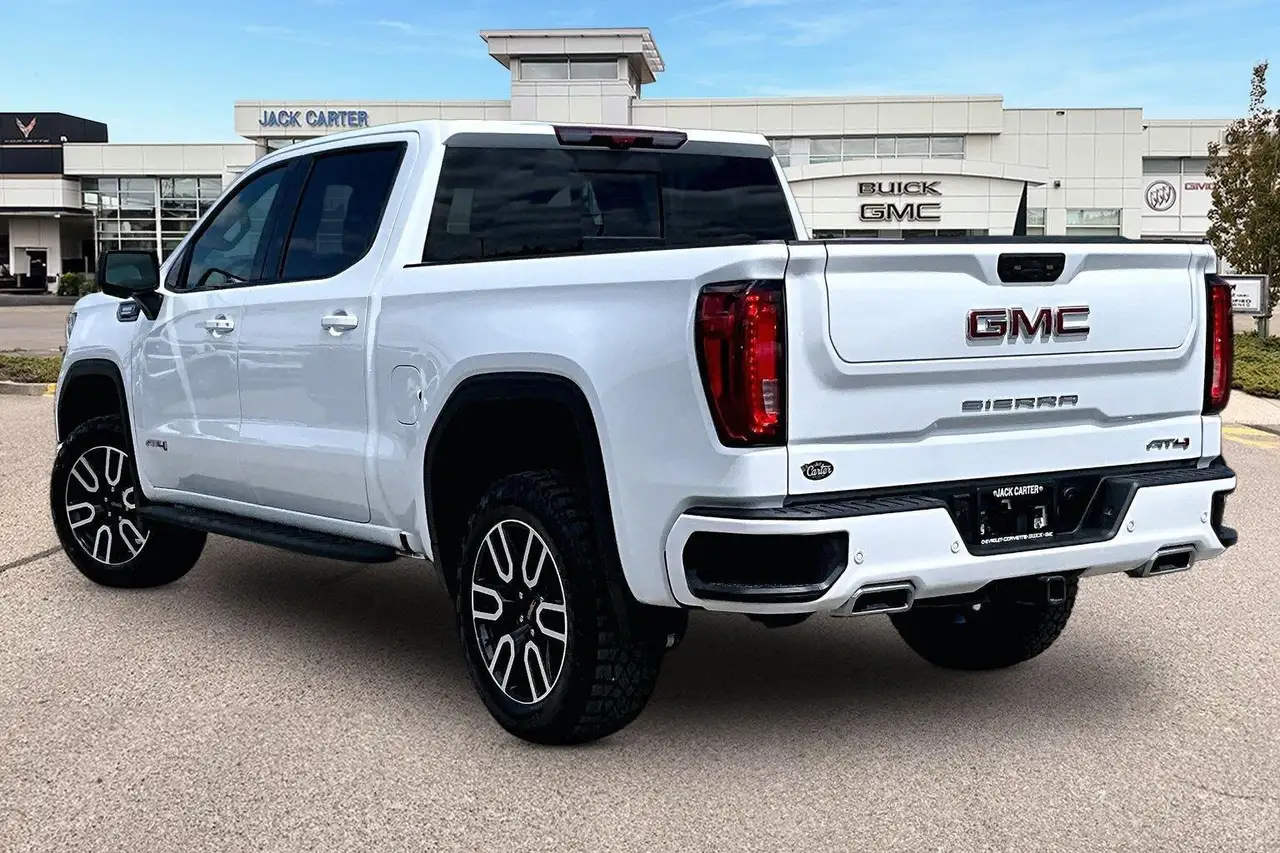 GMC Sierra 1500 photo GMC Sierra 1500