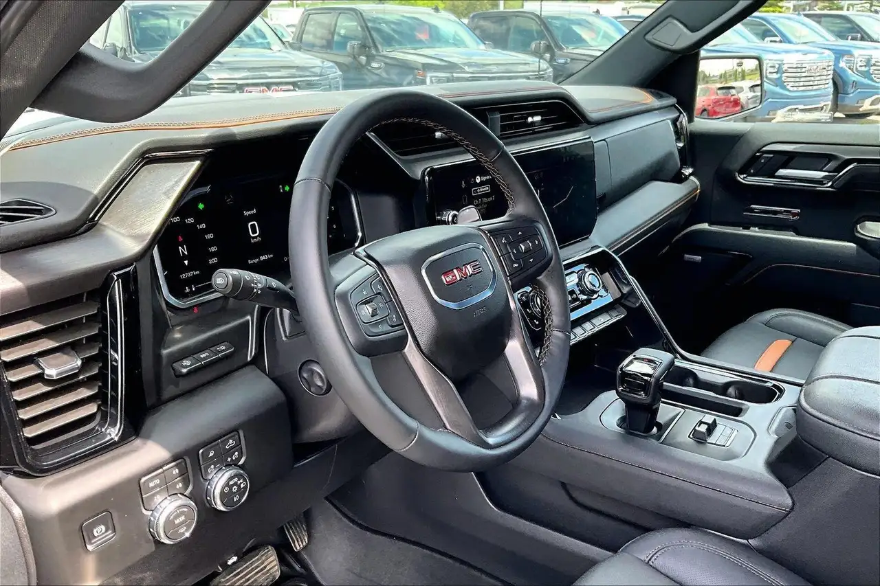 GMC Sierra 1500 photo GMC Sierra 1500