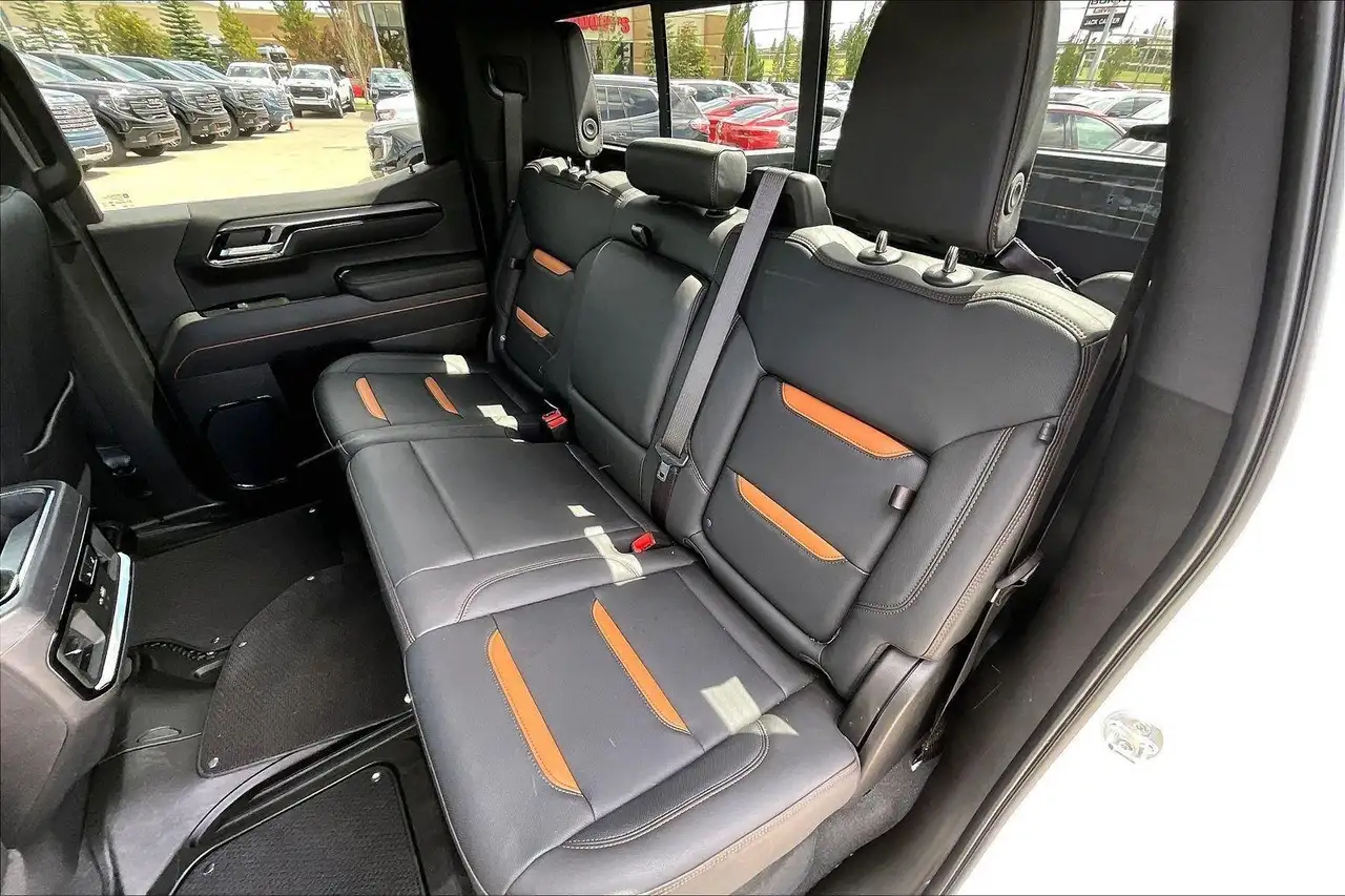 GMC Sierra 1500 photo GMC Sierra 1500