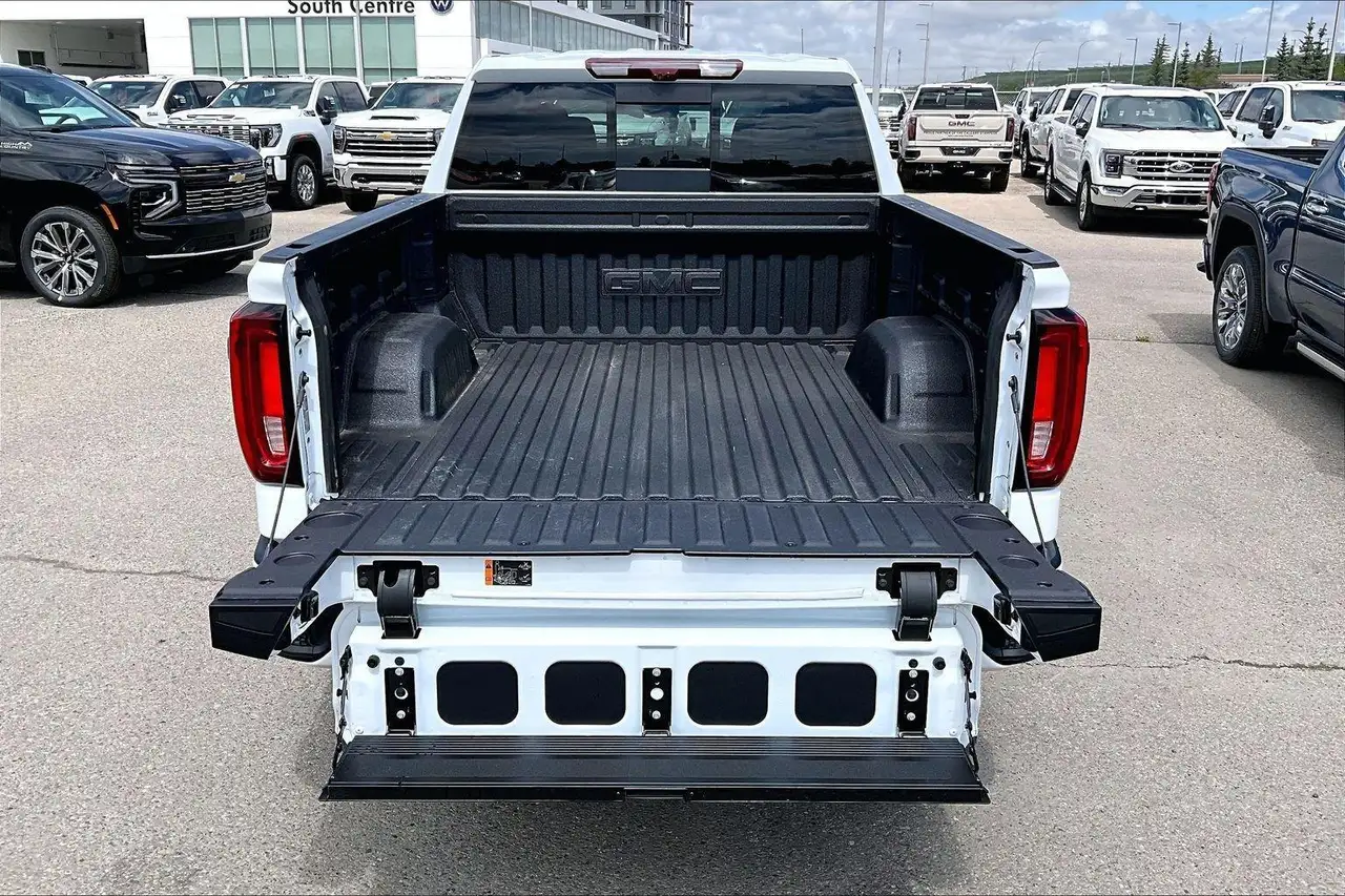 GMC Sierra 1500 photo GMC Sierra 1500