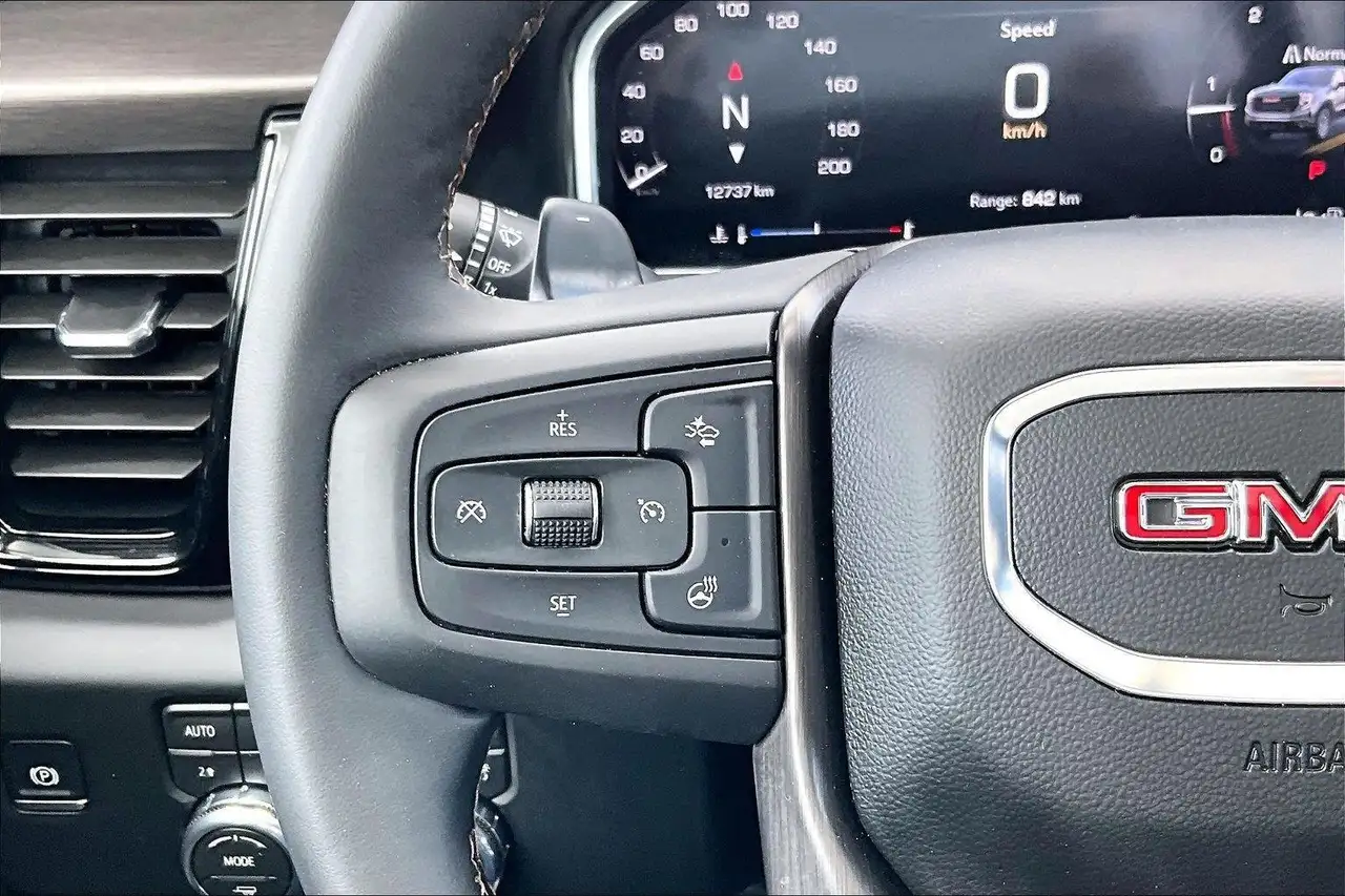 GMC Sierra 1500 photo GMC Sierra 1500