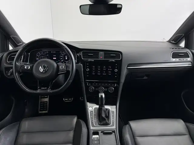 Volkswagen Golf view 10