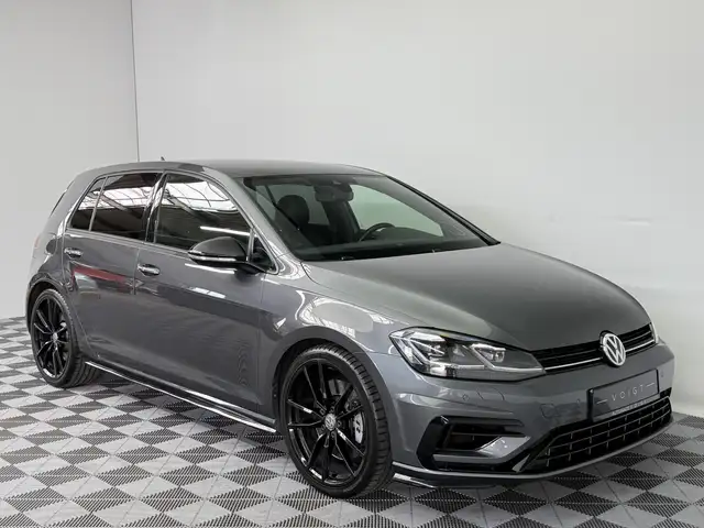Volkswagen Golf view 5