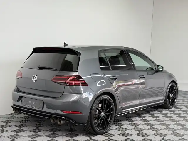 Volkswagen Golf view 6