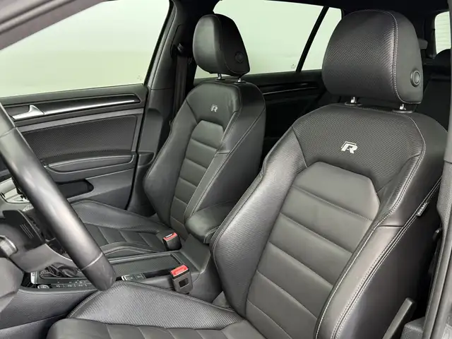 Volkswagen Golf view 7