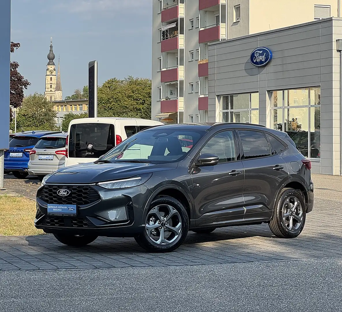 Ford Kuga 2,5 Duratec FHEV ST-Line Aut. Grau - 2