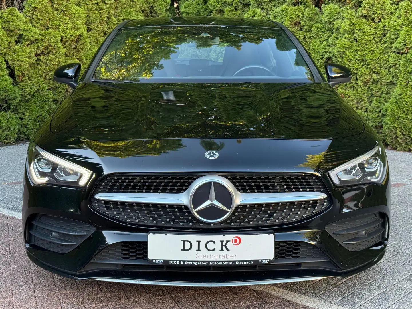 Mercedes-Benz CLA 200 AMG LINE 8G LED+AHK+STHZ Schwarz - 2