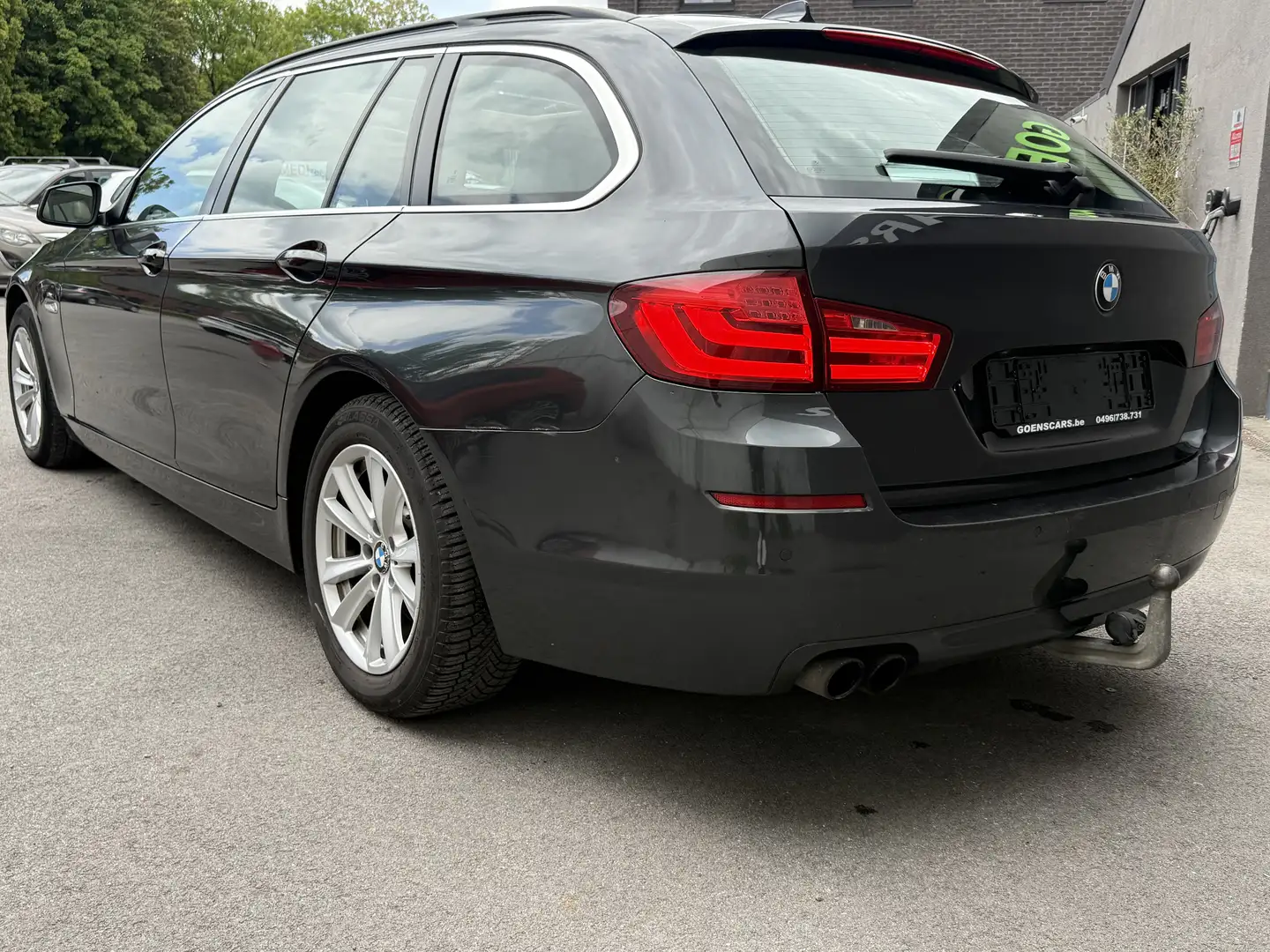 BMW 520 Touring 520dA BOITE AUTO,TOIT OUV,CUIR,GPS !! Gris - 2