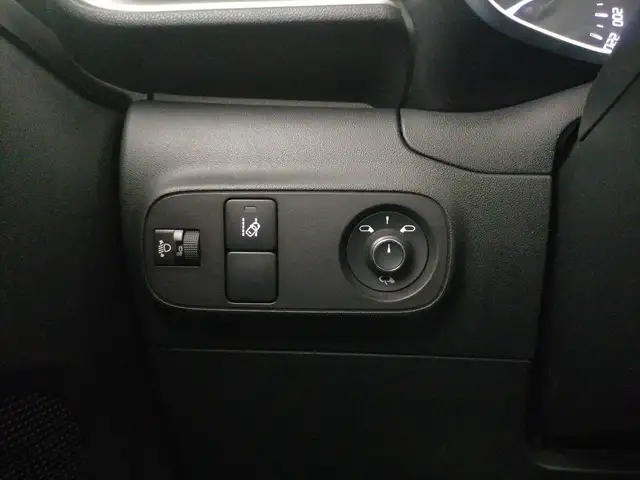 Citroen C3 view 23