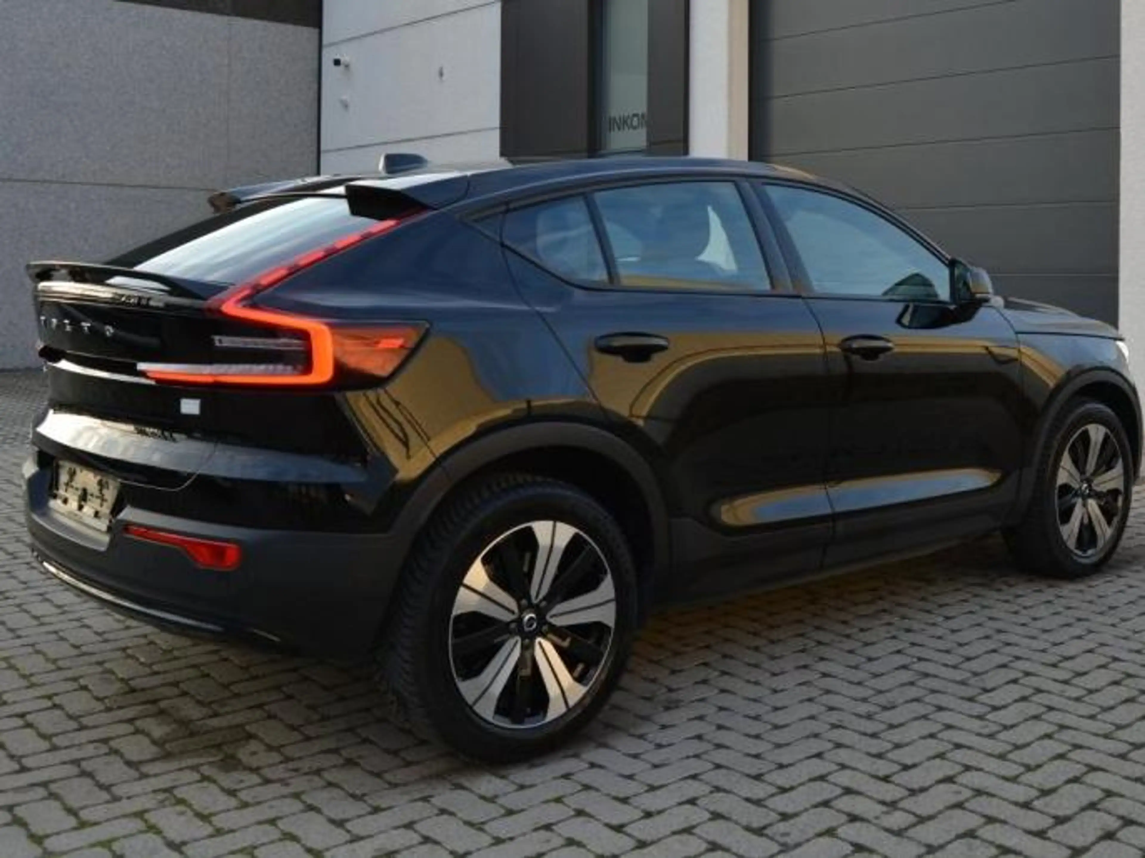 Volvo C40 Recharge Single Motor Plus 231PK Electric — photo 15