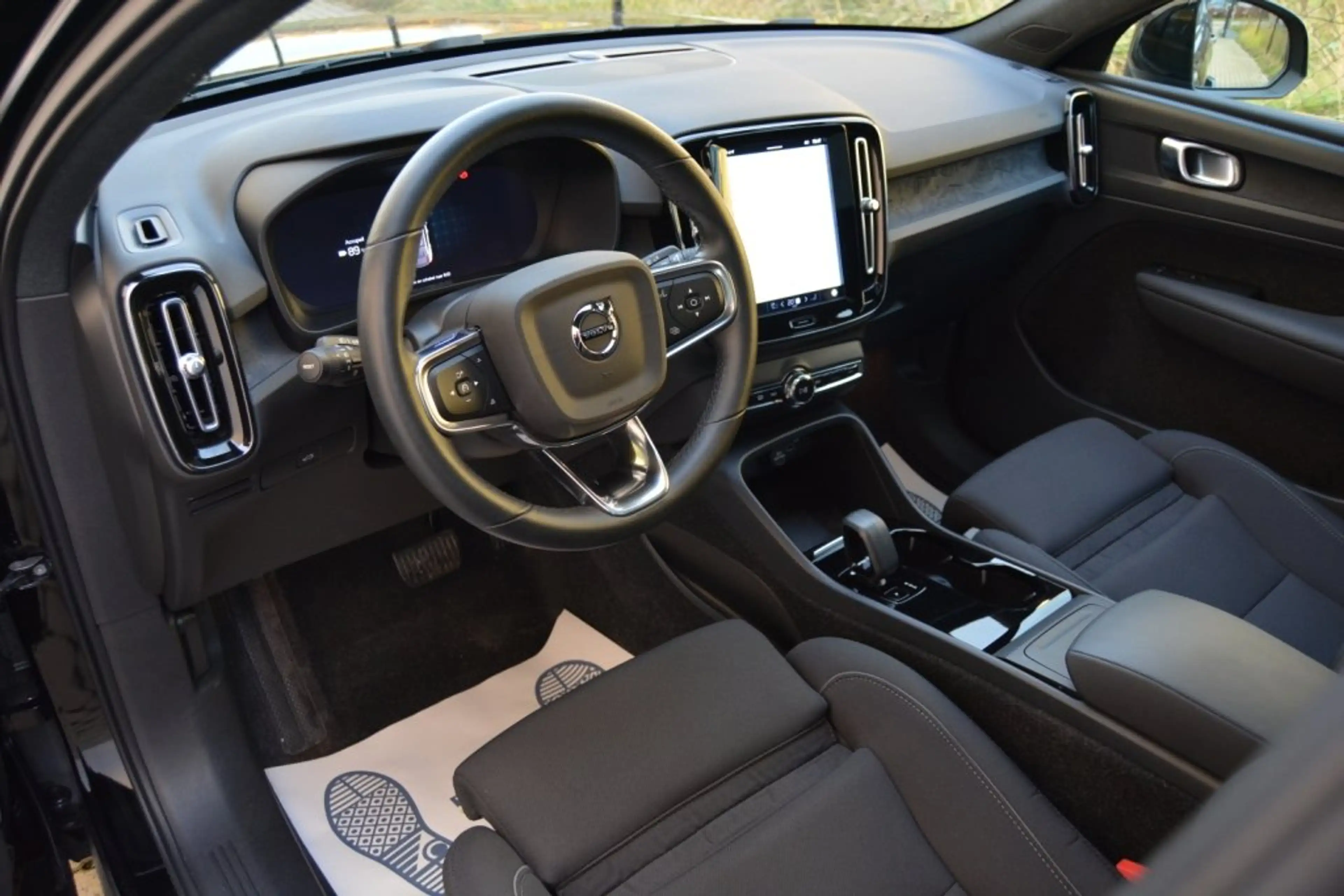 Volvo C40 Recharge Single Motor Plus 231PK Electric — photo 6
