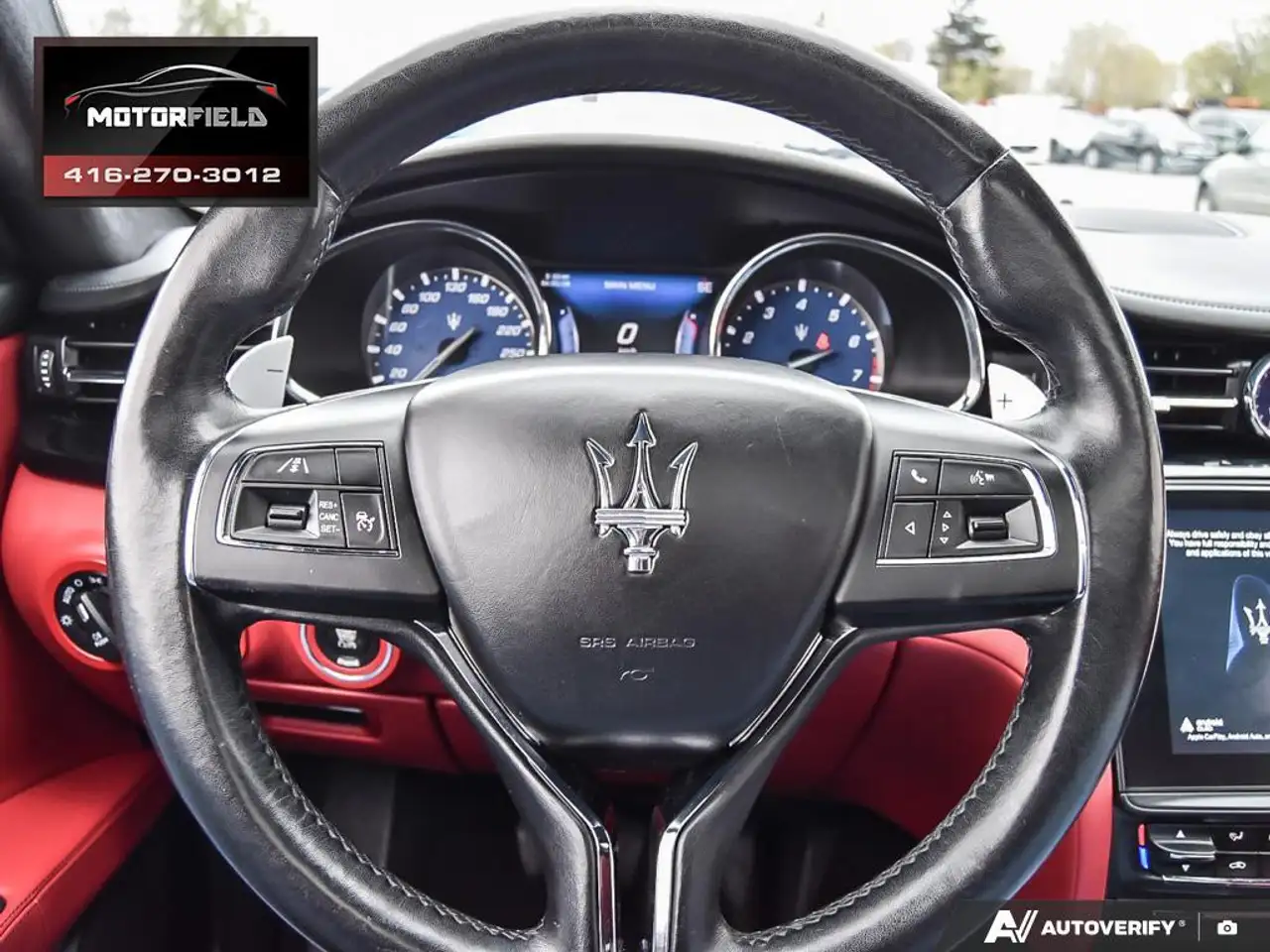 Maserati Quattroporte снимка Maserati Quattroporte