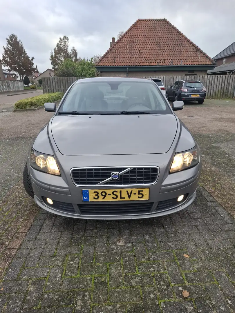 Volvo S40 2.4 Momentum - 2